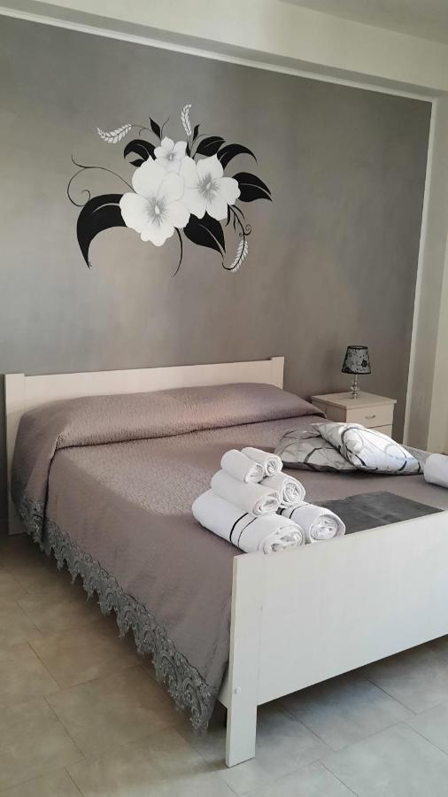 Ferienwohnung Casa Vacanze Il Glicine 1 Pachino Exterior foto